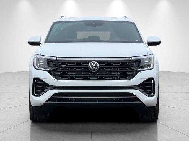 2026 Volkswagen Atlas Cross Sport SEL Premium R-Line 4Motion