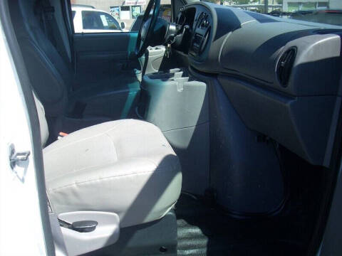 2002 Ford E-Series E-350 SD