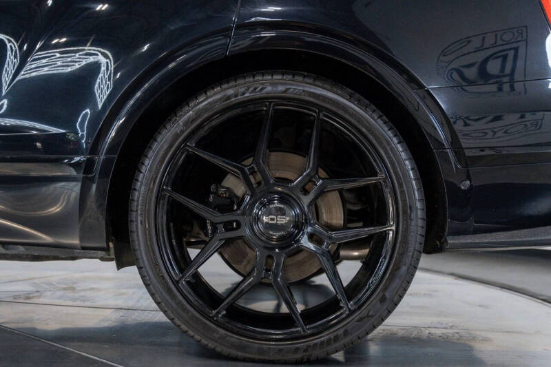 2020 Bentley Bentayga V8