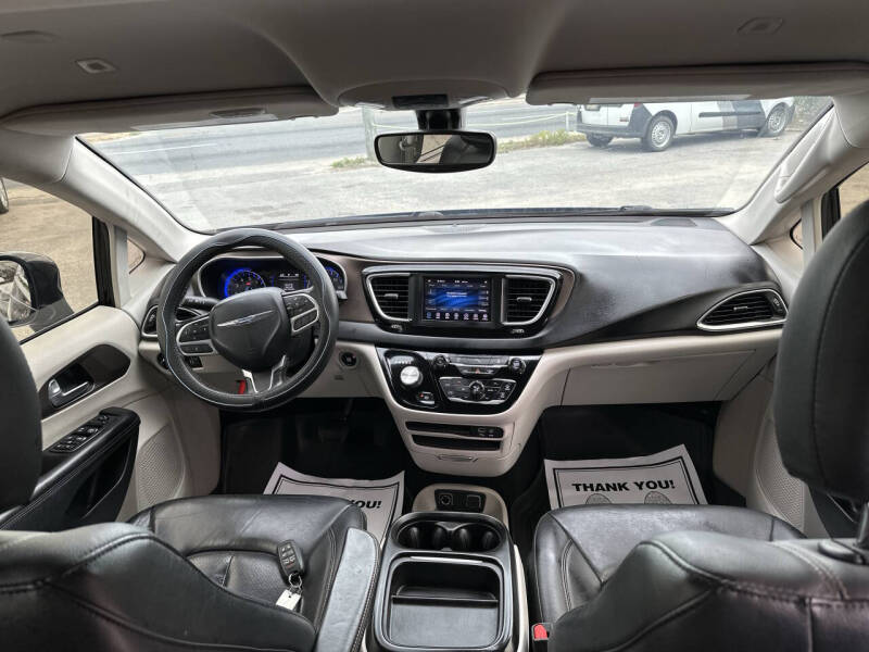 2019 Chrysler Pacifica Touring L