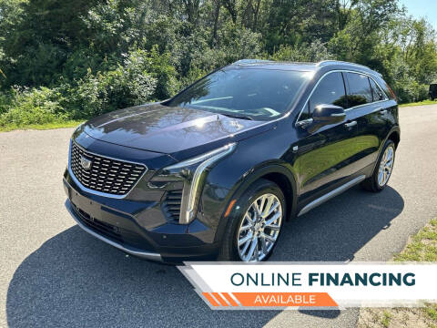 2022 Cadillac XT4 Premium Luxury