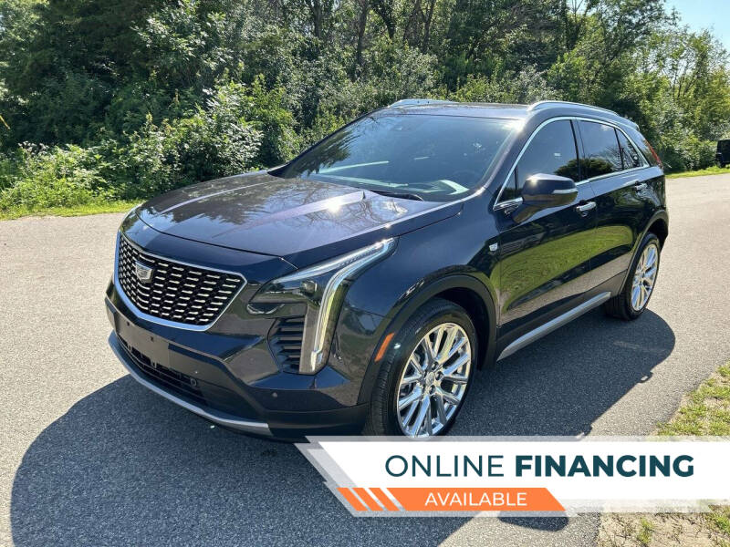 2022 Cadillac XT4 Premium Luxury