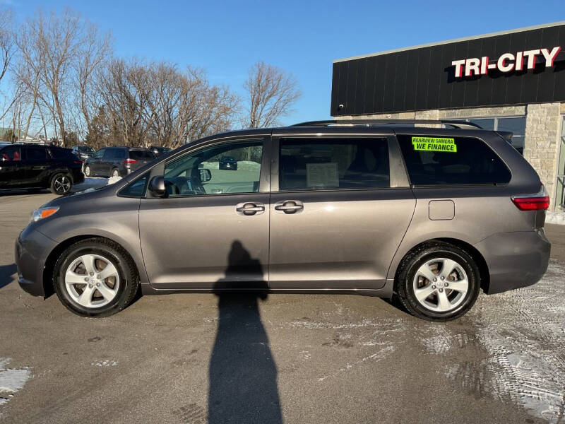 2015 Toyota Sienna LE 8-Passenger