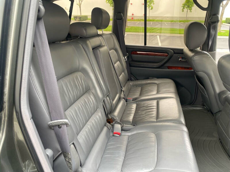 2000 Lexus LX 470