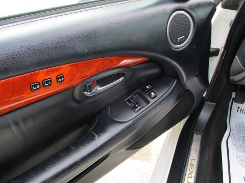 2005 Lexus SC 430
