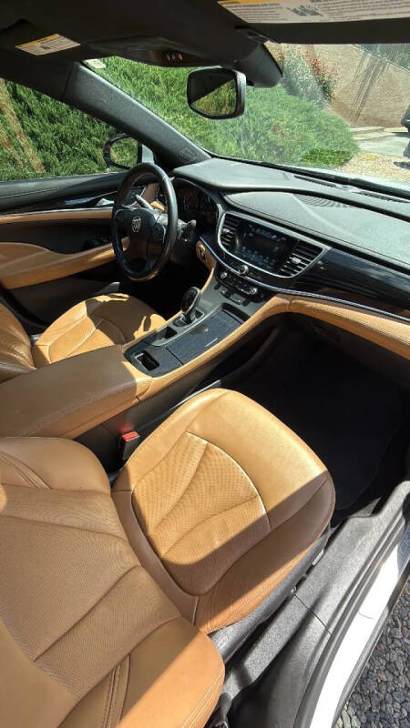 2017 Buick LaCrosse Essence