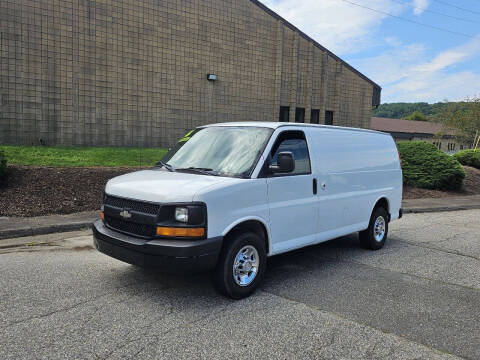 2006 Chevrolet Express for sale at Jimmy's Auto Sales in Waterbury CT