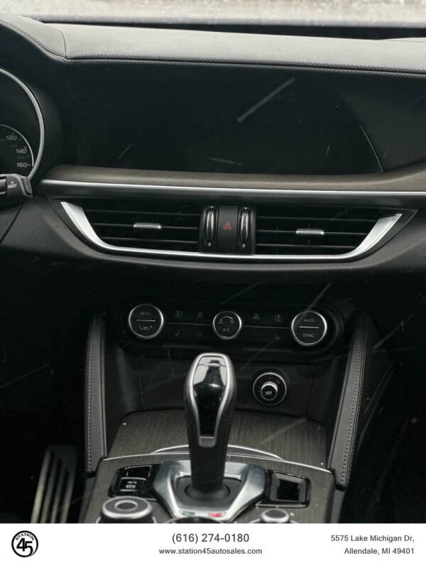 2023 Alfa Romeo Stelvio