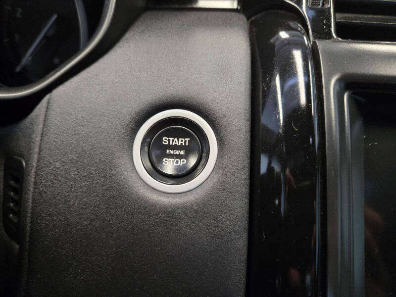 2020 Land Rover Discovery SE