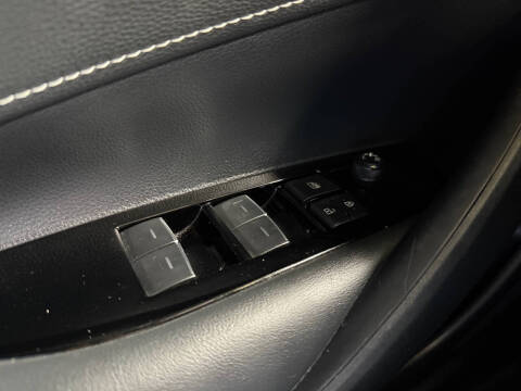 2023 Toyota Corolla Hatchback SE