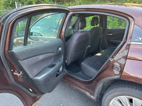 2013 Chrysler 200 LX