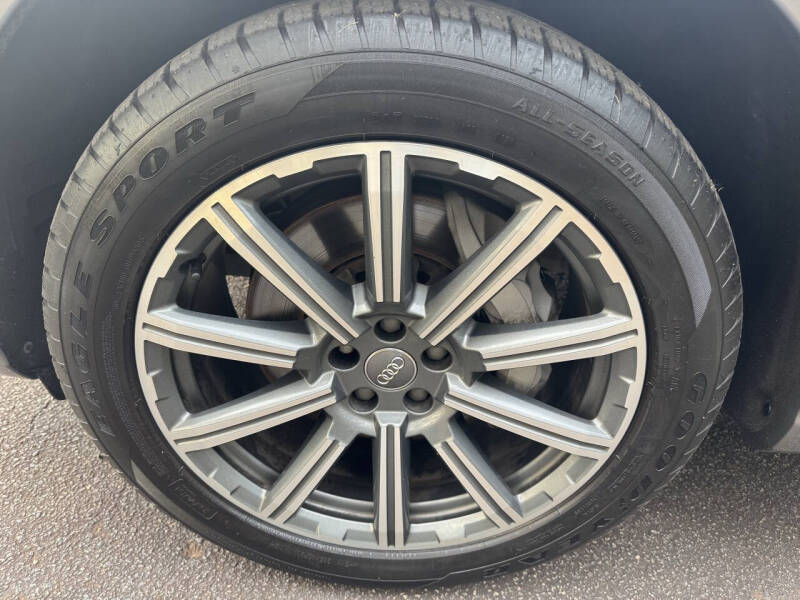 2018 Audi Q7 2.0T quattro Premium Plus