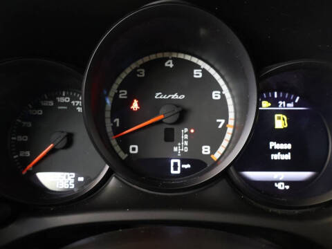 2020 Porsche Macan Turbo