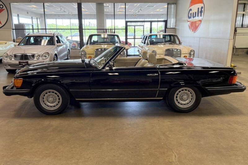 1977 Mercedes-Benz 450-Class