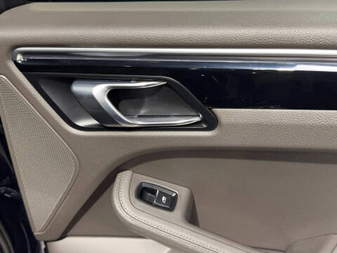 2018 Porsche Macan S