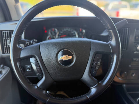 2023 Chevrolet Express LS 3500