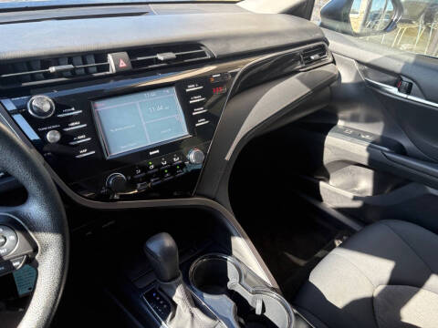 2020 Toyota Camry LE