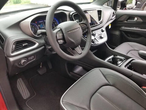 2027 Chrysler Pacifica Limited