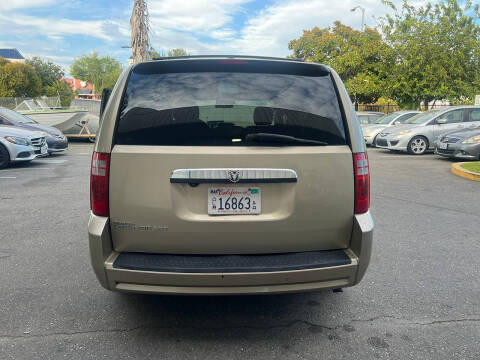 2008 Dodge Grand Caravan SXT