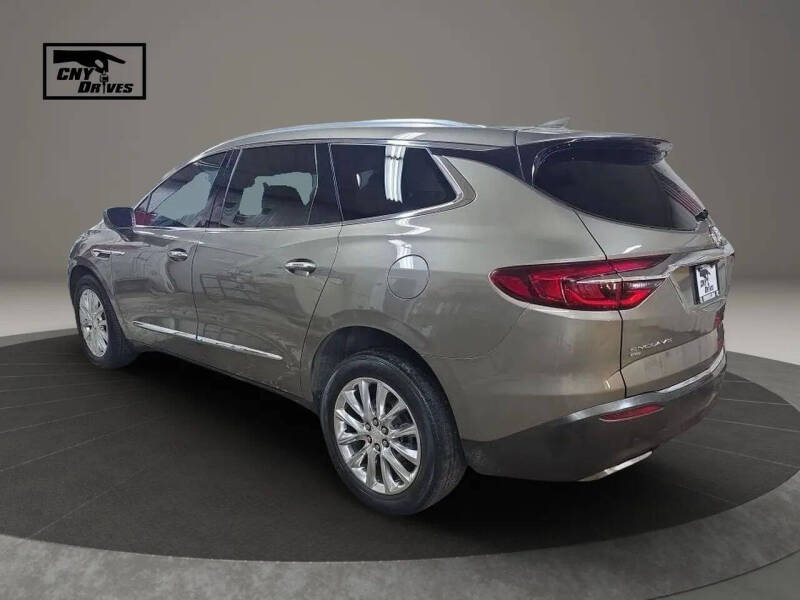 2020 Buick Enclave Essence