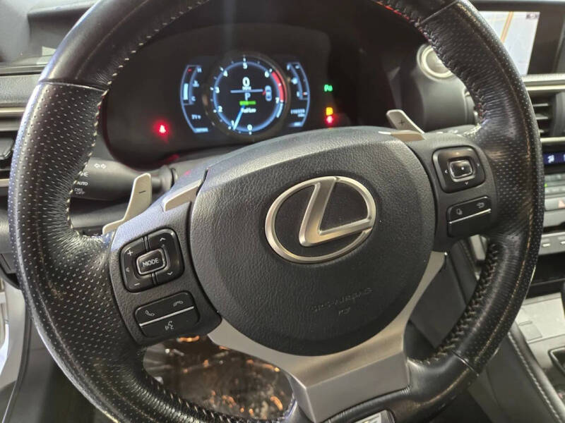 2016 Lexus RC 200t