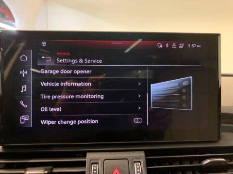 2023 Audi Q5 quattro Premium 40 TFSI