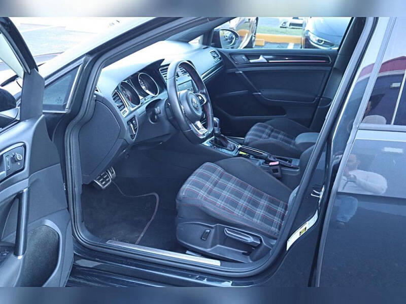 2017 Volkswagen Golf GTI Autobahn