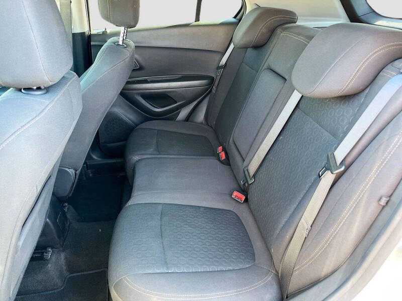2022 Chevrolet Trax LS