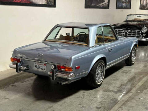 1970 Mercedes-Benz 280-Class