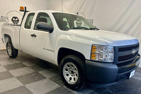 2008 Chevrolet Silverado 1500 for sale at Family Motor Co. in Tualatin OR