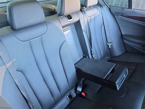 2018 BMW 5 Series 530i