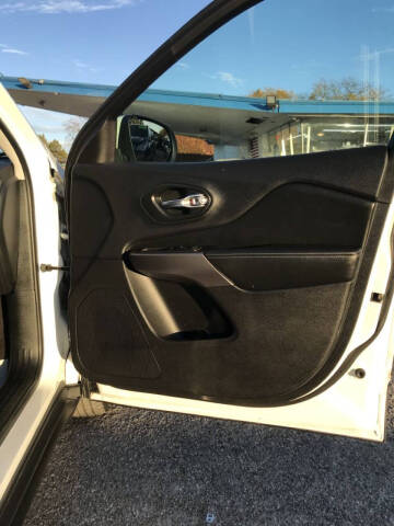 2019 Jeep Cherokee Latitude