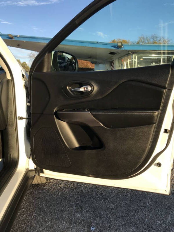 2019 Jeep Cherokee Latitude