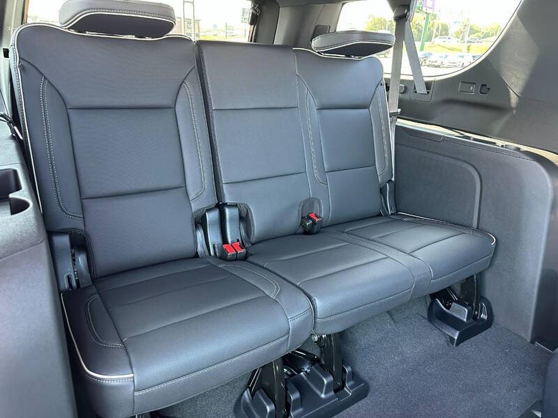 2025 GMC Yukon XL Elevation