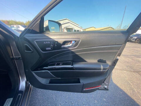 2016 Kia K900 Luxury V6