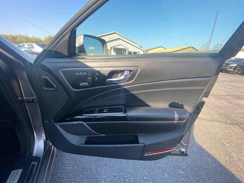 2016 Kia K900 Luxury V6