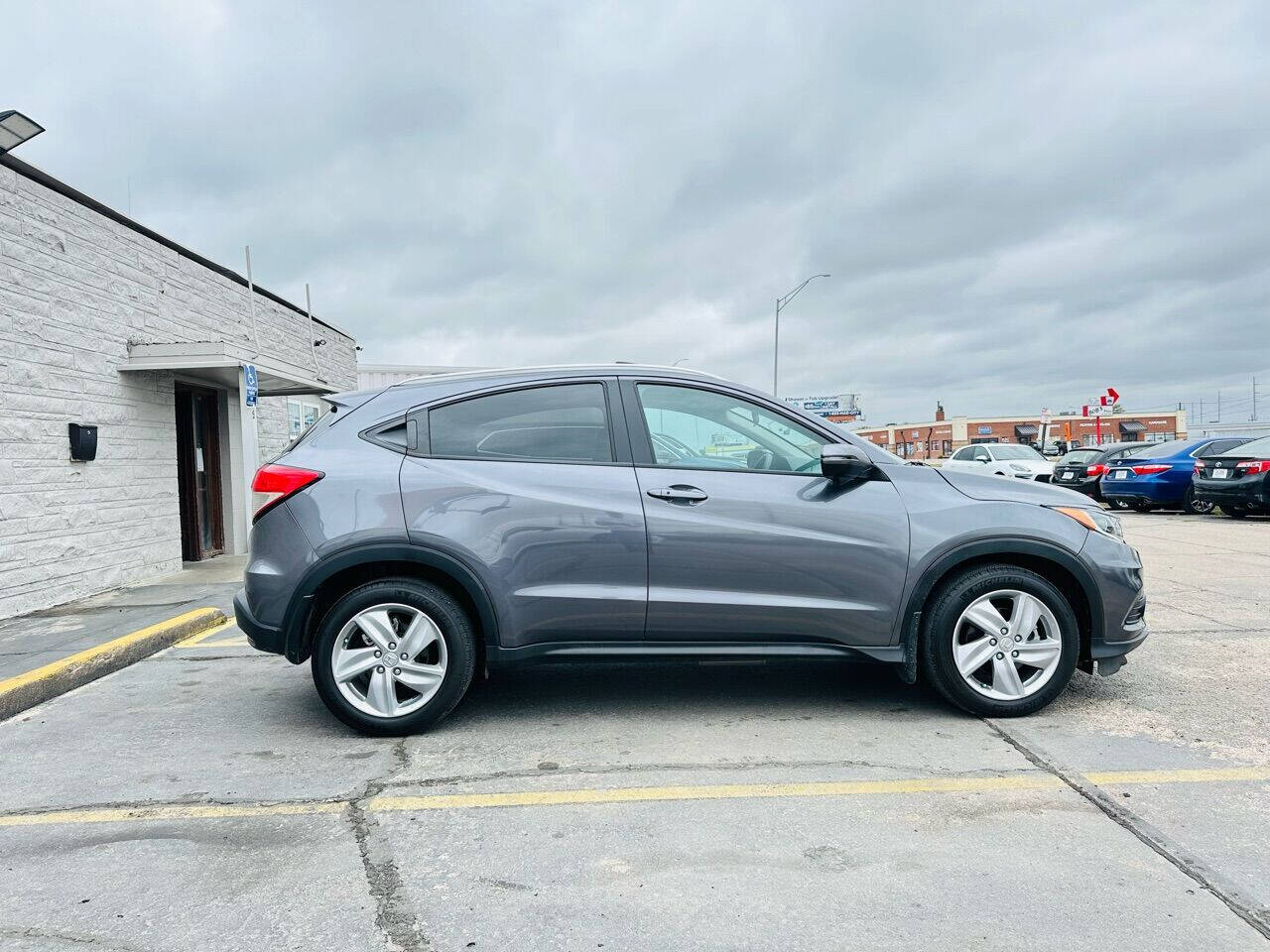 2020 Honda HR-V for sale at Atlas Auto Sales LLC in Lincoln, NE