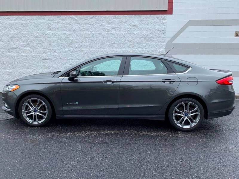 2017 Ford Fusion Hybrid for sale at Ryan Motors in Frankfort IL