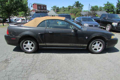 2000 Ford Mustang