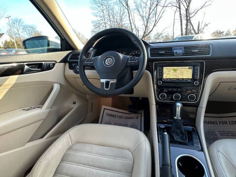 2015 Volkswagen Passat 1.8T SEL Premium
