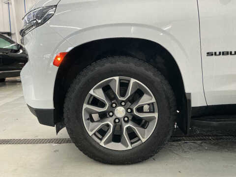 2022 Chevrolet Suburban LT