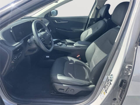 2025 Kia EV6 Light Long Range