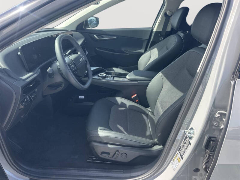 2025 Kia EV6 Light Long Range