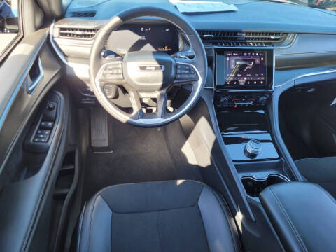 2025 Jeep Grand Cherokee L Altitude X