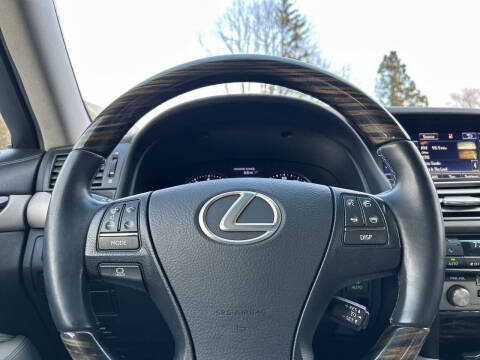 2015 Lexus LS 460