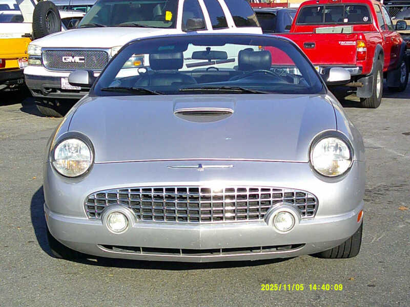 2004 Ford Thunderbird Deluxe