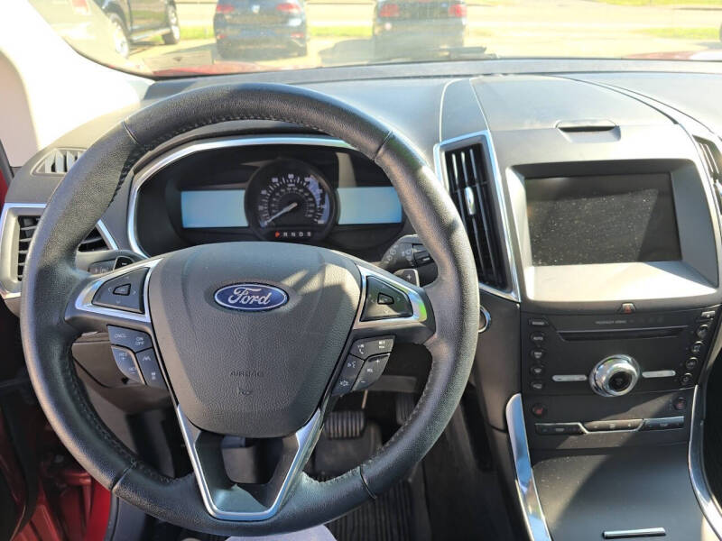 2019 Ford Edge Titanium