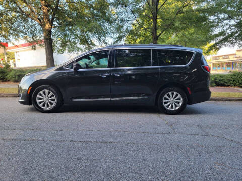2017 Chrysler Pacifica Touring Plus