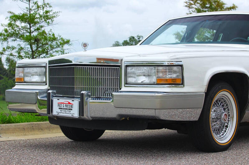 1990 Cadillac Brougham