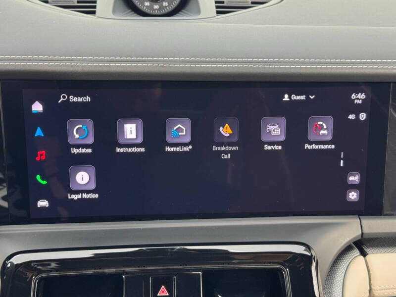 2024 Porsche Panamera 4